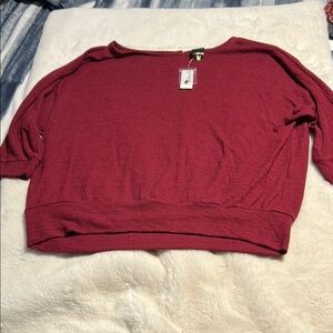 Burgundy top Reitmans Size large